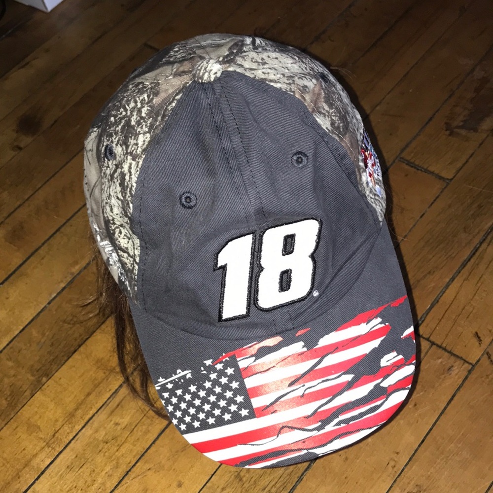 M&M'S Men's Black Gray Camo‎ '18' Baseball Cap with American Flag Visor